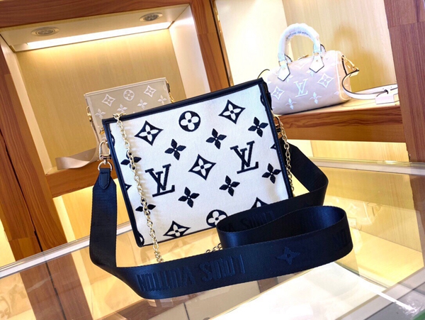 ルイヴィトンバッグ内部構造